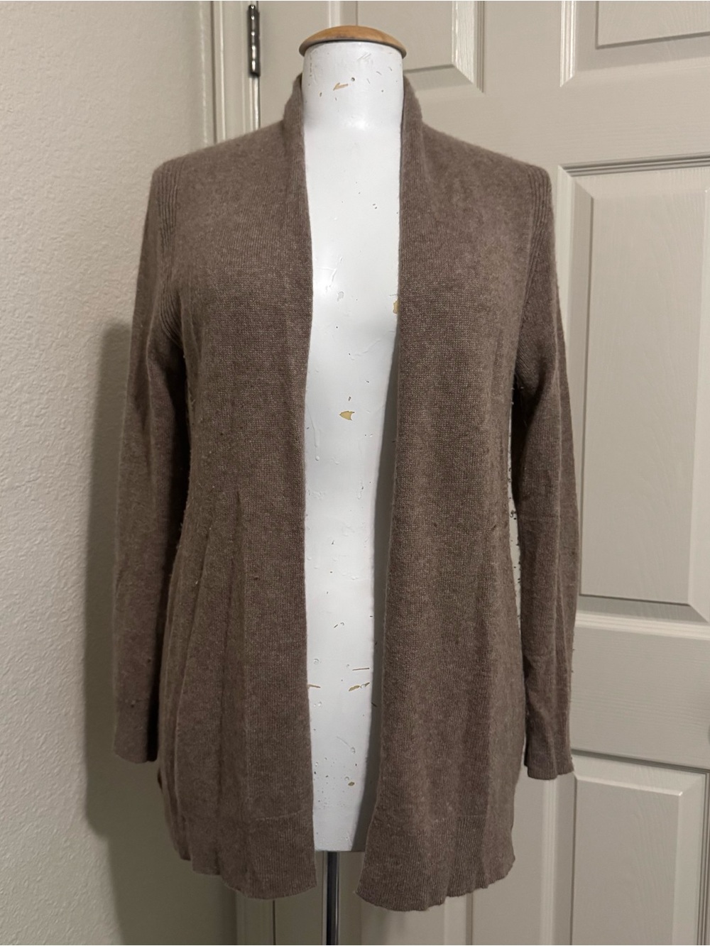 Saks Fifth Avenue 100% Cashmere Knit Open Front Long Sleeve Cardigan Brown S
